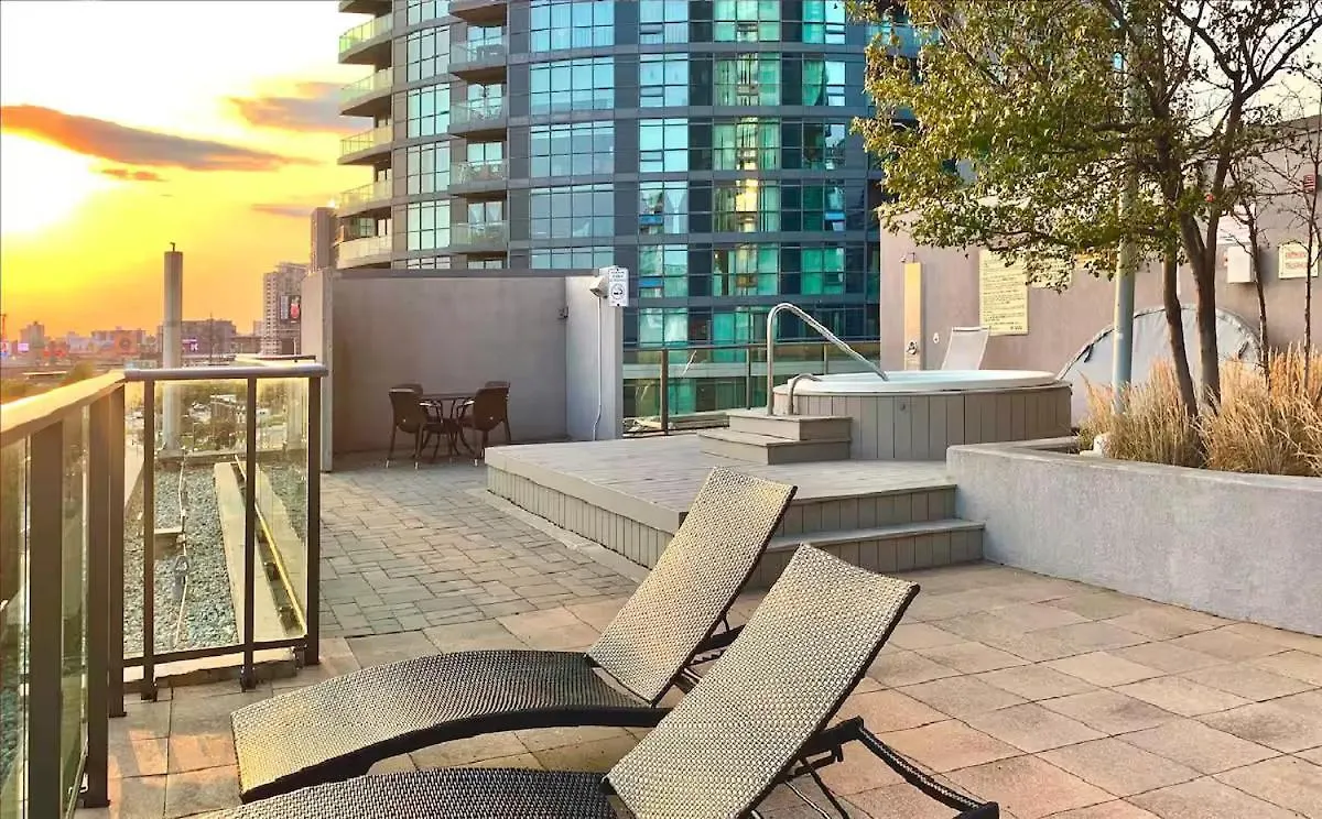 Downtown-Cozy Modern 1Br Condo - Near Lake, Parks & Transit